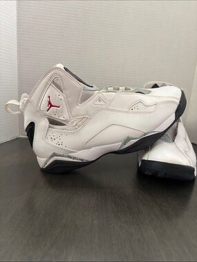 Nike Air Jordan True Flight Men’s 8.5 True Cement
